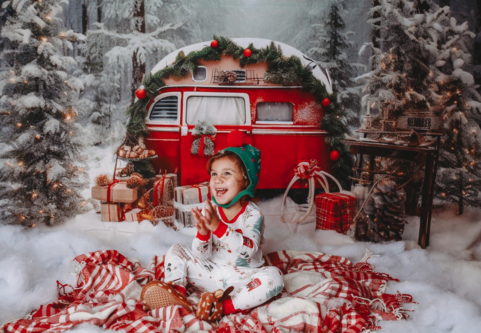 Kate Weihnachten Outdoor Camping Rot Auto Bäume Hintergrund für Fotografie