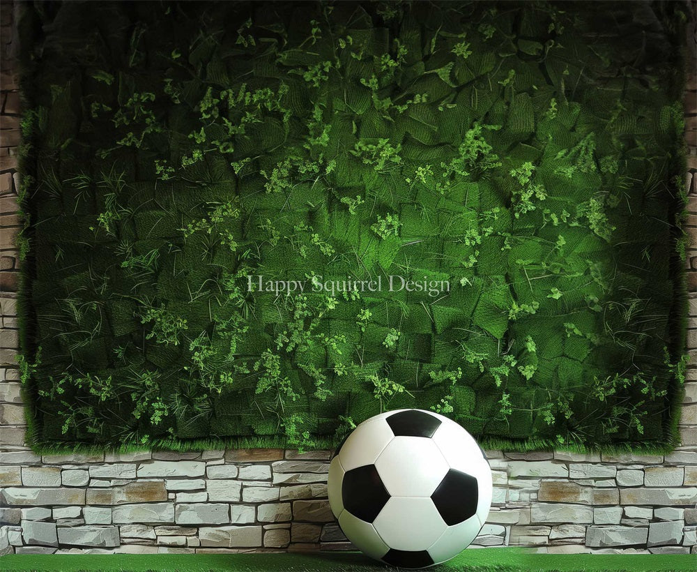 Kate Sommer Fußball Sport Grüne Pflanze Weiße Backsteinwand Hintergrund entworfen von Happy Squirrel Design