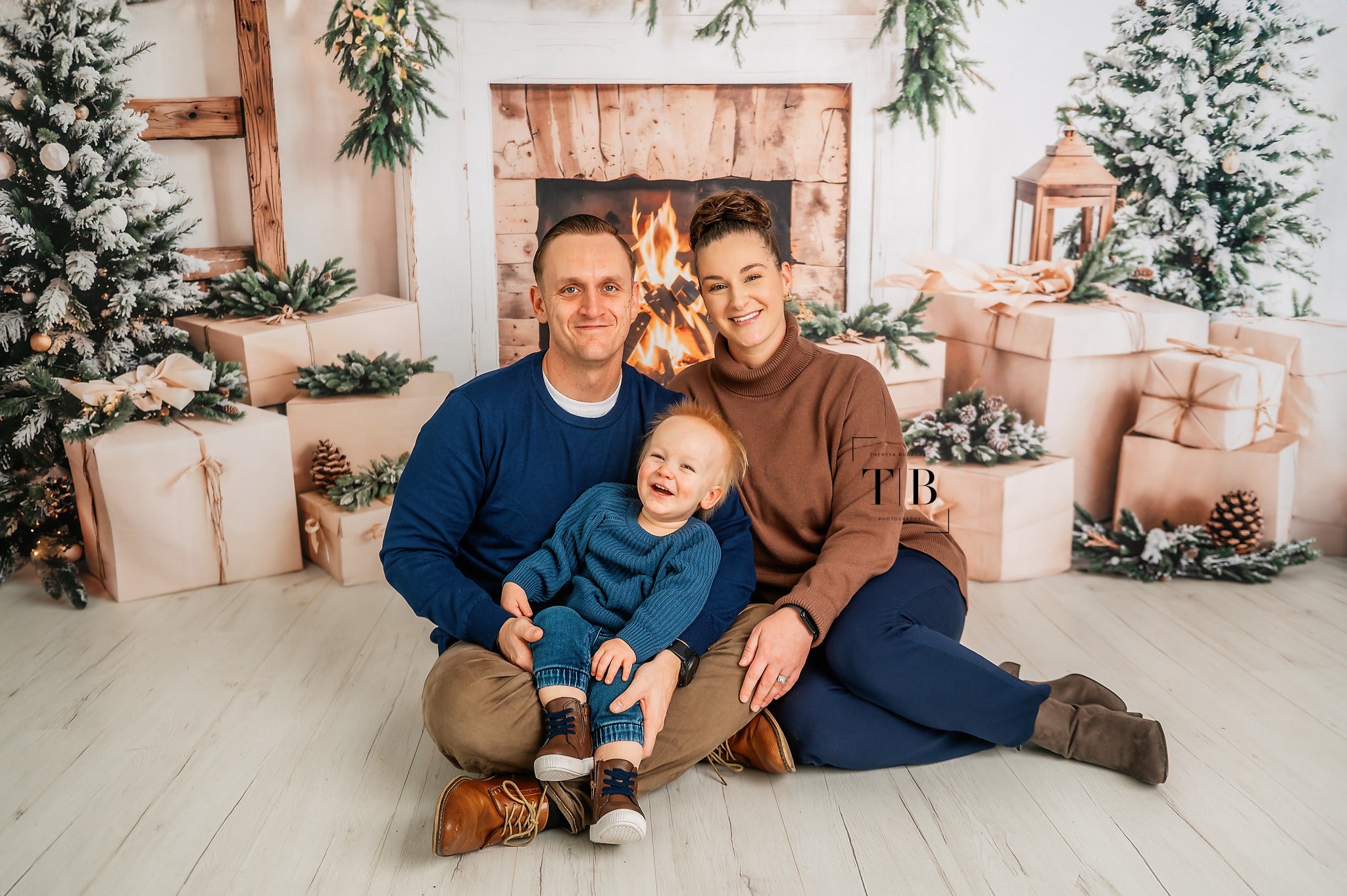 Kate Weihnachten baum Weißer Kamin Geschenkbox Hintergrund entworfen von Emetselch